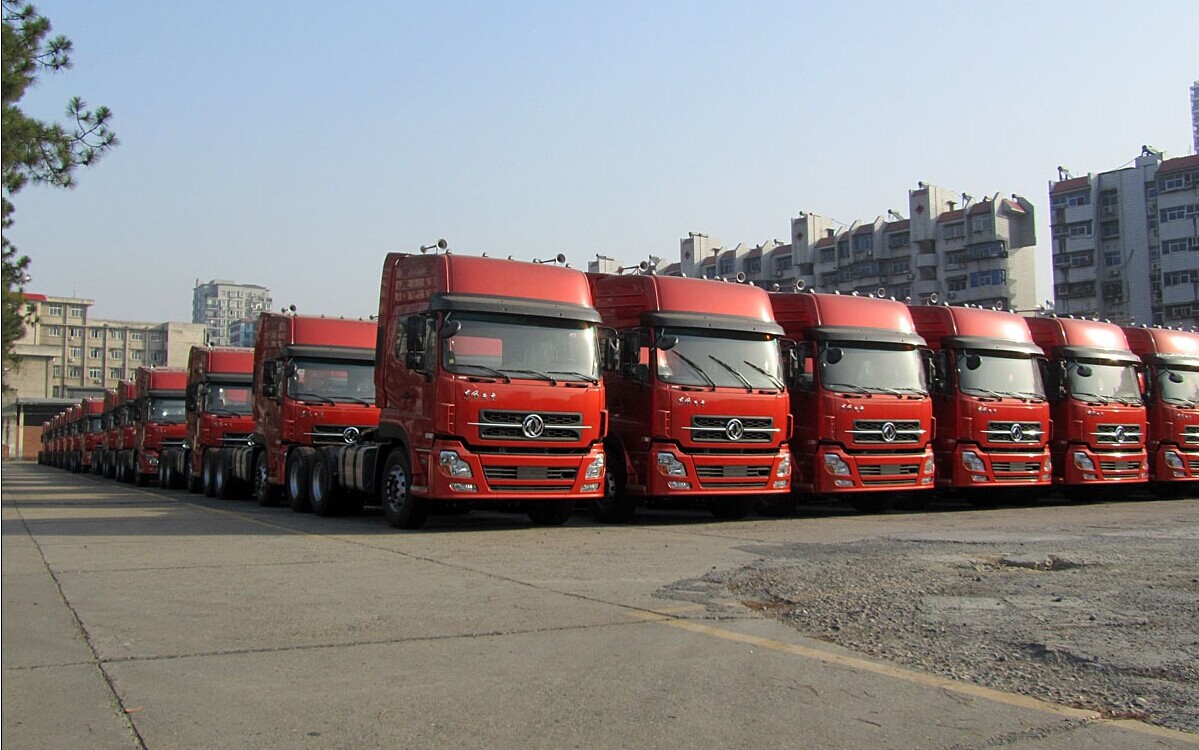 中欧体育运输车队.jpg